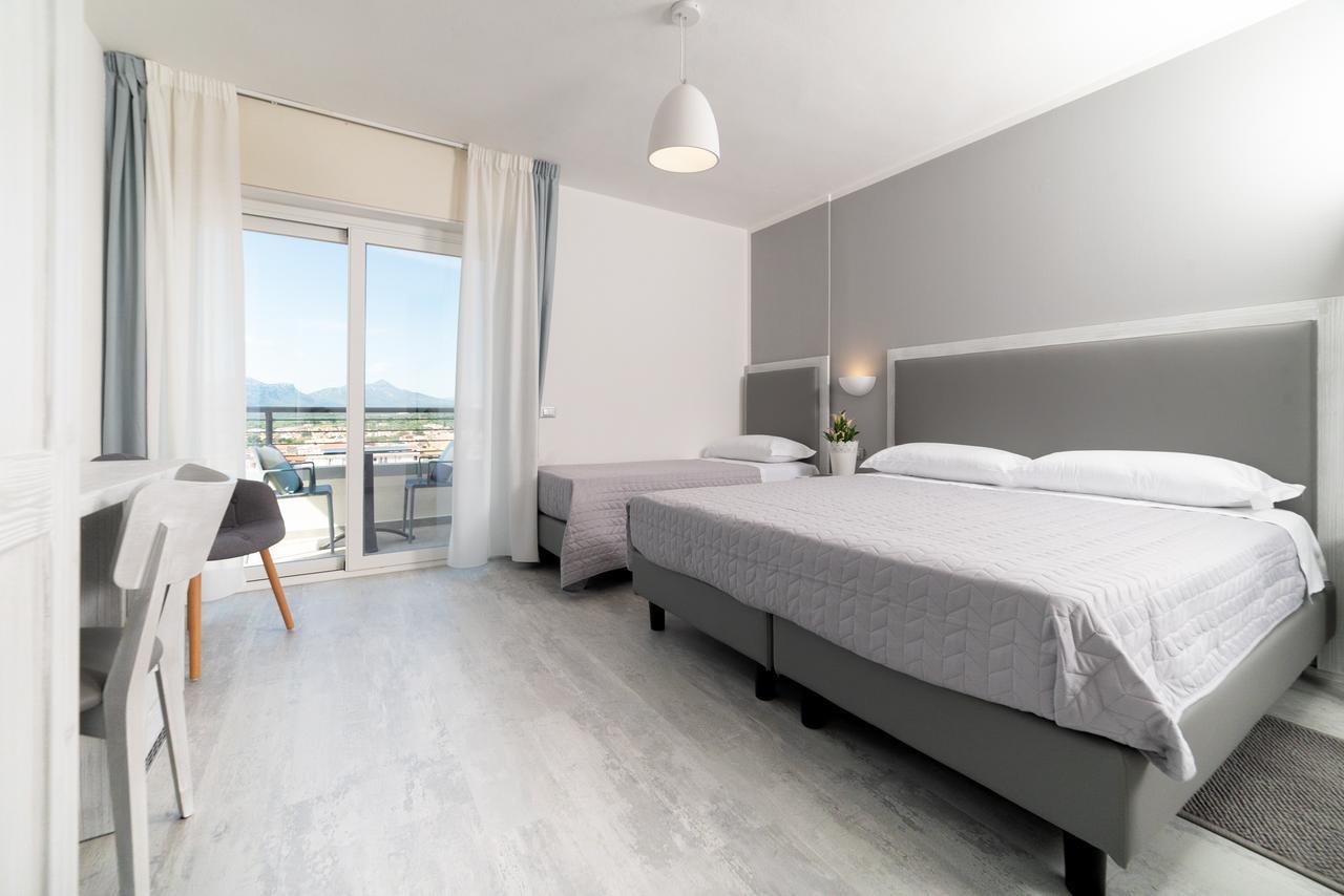 Hotel Gli Ulivi Орозеи Экстерьер фото